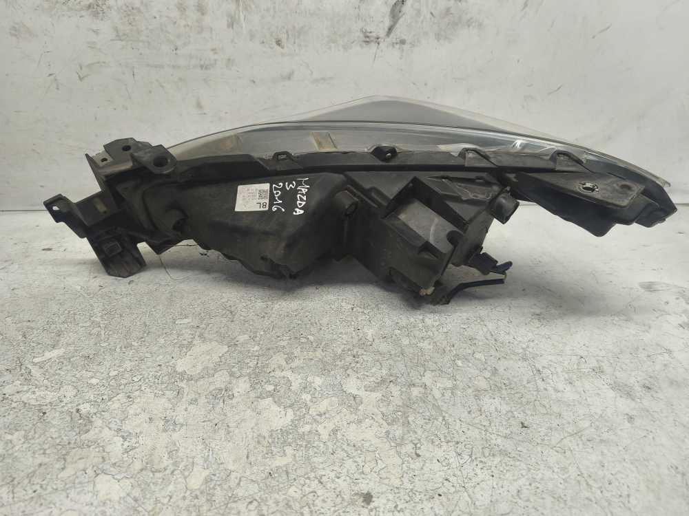 PHARE DROIT MAZDA - Vue 2